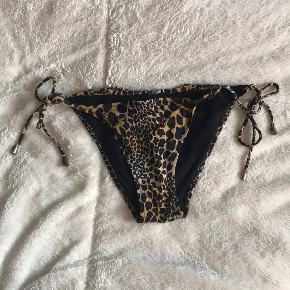 Victoria’s Secret bikini bottoms